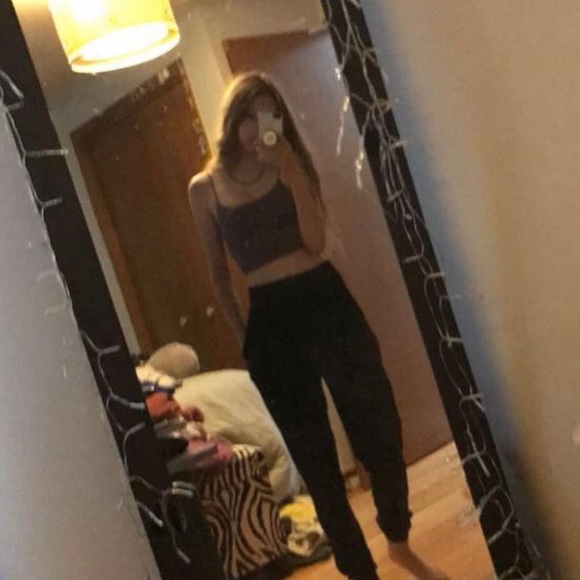 Meet your Posher, Abbey - Picture 1 of 1